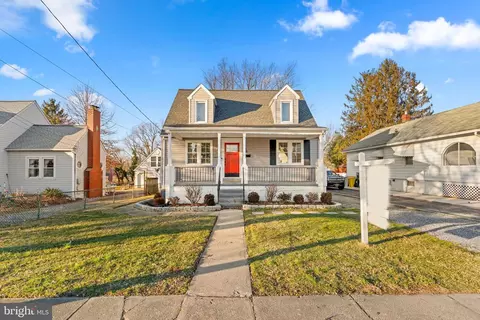 218 Seward Ave, Brooklyn, MD 21225