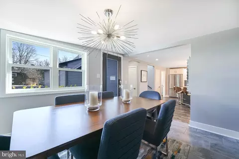 Dining - 305 Cove Rd, Riva, MD 21140 photo 2 of 2