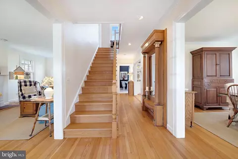 Entry Way - 6 Acton Pl, Annapolis, MD 21401 photo 1 of 1