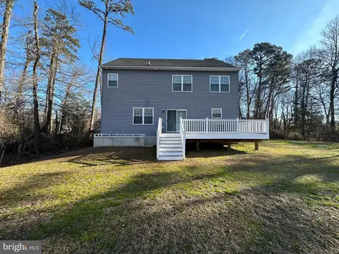 4633 Mountain Rd, Pasadena, MD 21122 photo 2