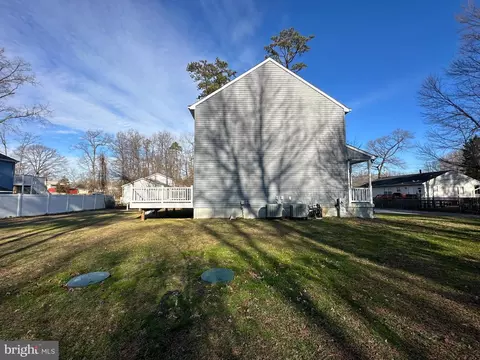 4633 Mountain Rd, Pasadena, MD 21122 photo 3