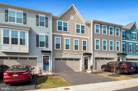 106 Arrowhead Dr, Millersville, MD 21108