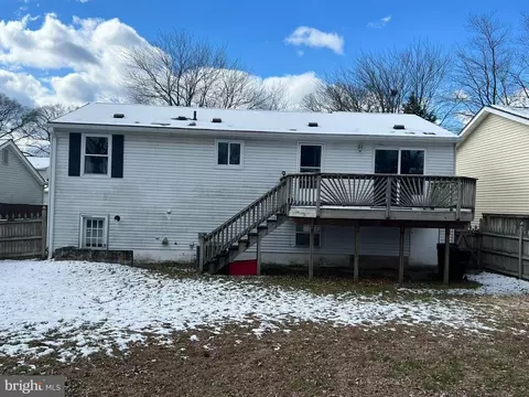 7911 Kings Bench Pl, Pasadena, MD 21122 photo 3