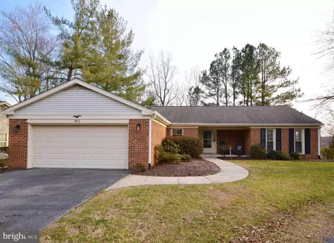 943 Tidewater Grove Ct, Annapolis, MD 21401