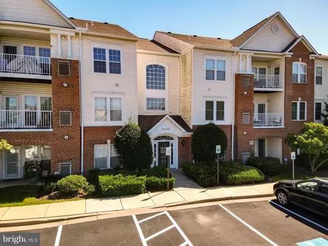 2412 Chestnut Terrace Ct #102, Odenton, MD 21113