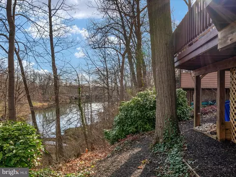 View/Area - 653 Genessee St, Annapolis, MD 21401 photo 2 of 3