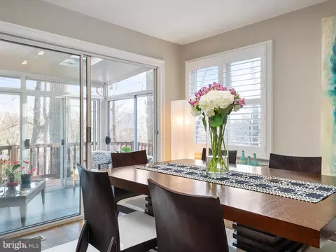 Dining - 653 Genessee St, Annapolis, MD 21401 photo 1 of 4