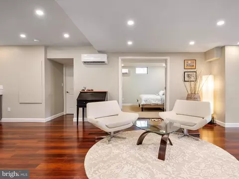 Living - 653 Genessee St, Annapolis, MD 21401 photo 7 of 7