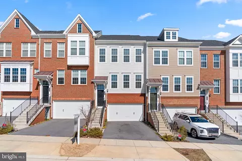 8291 Meadowood Dr, Hanover, MD 21076