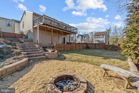 Exterior - 815 202nd St, Pasadena, MD 21122 photo 7 of 8