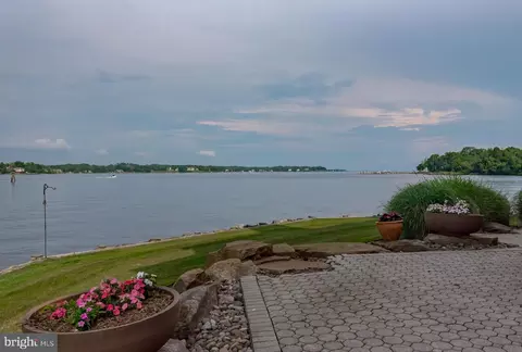 View/Area - 730 S River Landing Rd, Edgewater, MD 21037 photo 4 of 24