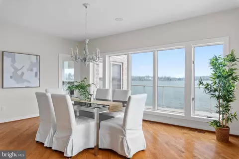 Dining - 730 S River Landing Rd, Edgewater, MD 21037 photo 1 of 7