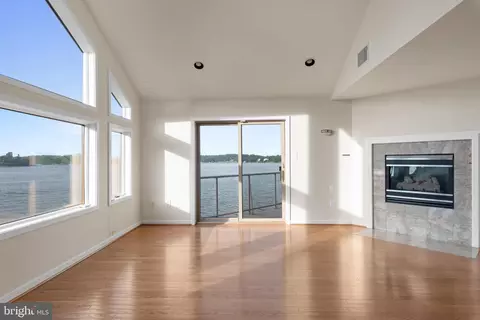 Living - 730 S River Landing Rd, Edgewater, MD 21037 photo 10 of 12