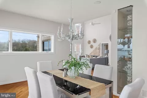 Dining - 730 S River Landing Rd, Edgewater, MD 21037 photo 3 of 7