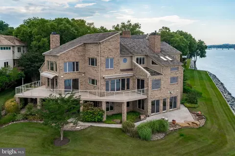Exterior - 730 S River Landing Rd, Edgewater, MD 21037 photo 1 of 9