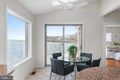 Dining - 730 S River Landing Rd, Edgewater, MD 21037 photo 7 of 7
