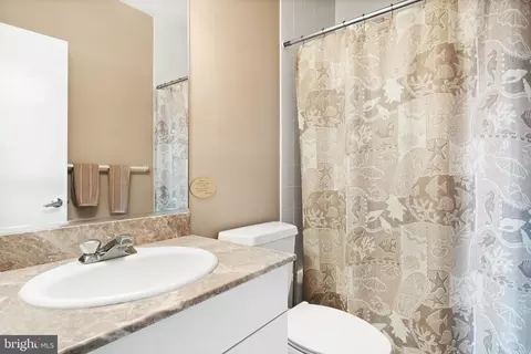 Bath - 730 S River Landing Rd, Edgewater, MD 21037 photo 5 of 5