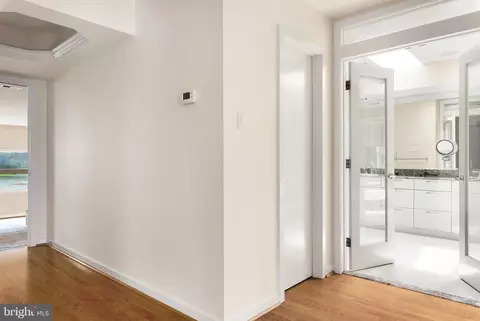 Entry Way - 730 S River Landing Rd, Edgewater, MD 21037 photo 6 of 7