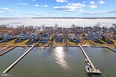 3803 Thomas Point Rd, Annapolis, MD 21403