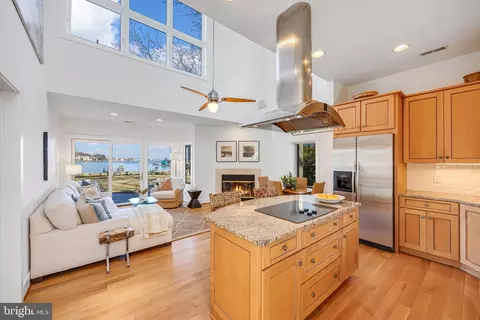 Kitchen - 3803 Thomas Point Rd, Annapolis, MD 21403 photo 1 of 3