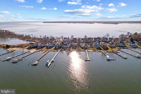 View/Area - 3803 Thomas Point Rd, Annapolis, MD 21403 photo 12 of 13