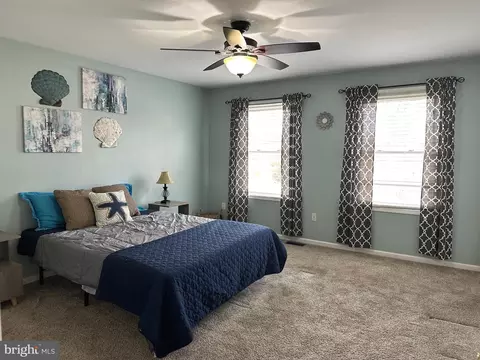 Bedroom - 7748 Edgewood Ave, Pasadena, MD 21122 photo 3 of 5