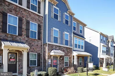659 Ravenwood Dr, Glen Burnie, MD 21060