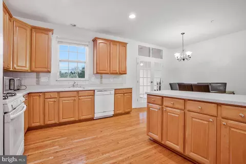 Kitchen - 67 Two Rivers Dr, Edgewater, MD 21037 photo 1 of 7