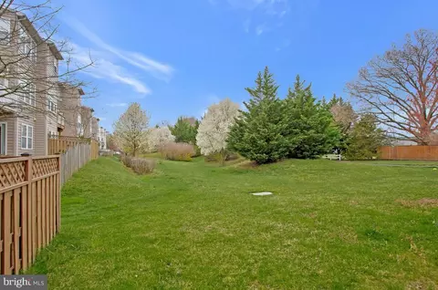 Exterior - 67 Two Rivers Dr, Edgewater, MD 21037 photo 7 of 15