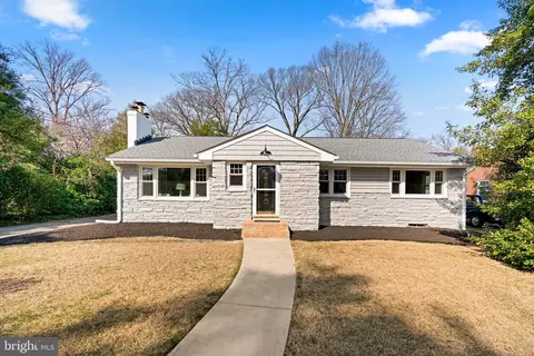 44 Hatton Dr, Severna Park, MD 21146
