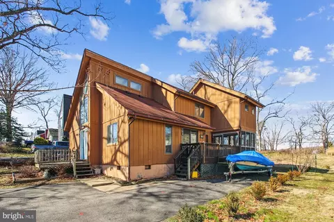 Exterior - 1410 Howard Rd, Annapolis, MD 21403 photo 8 of 11