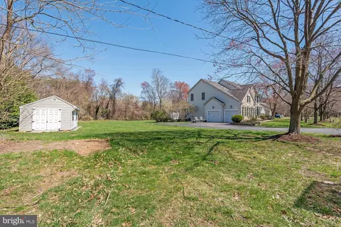 Exterior - 184 Irene Ave, Pasadena, MD 21122 photo 15 of 19