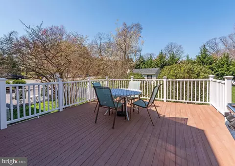 Exterior - 184 Irene Ave, Pasadena, MD 21122 photo 7 of 19