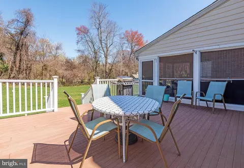 Exterior - 184 Irene Ave, Pasadena, MD 21122 photo 6 of 19