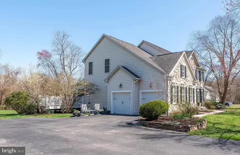Exterior - 184 Irene Ave, Pasadena, MD 21122 photo 12 of 19