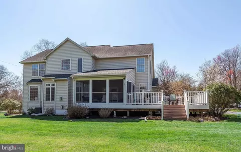 Exterior - 184 Irene Ave, Pasadena, MD 21122 photo 10 of 19