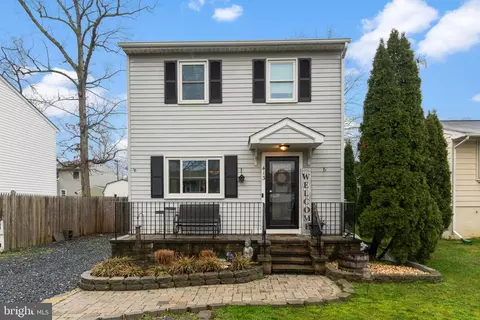 Exterior - 413 Fairmount Dr, Edgewater, MD 21037 photo 5 of 13