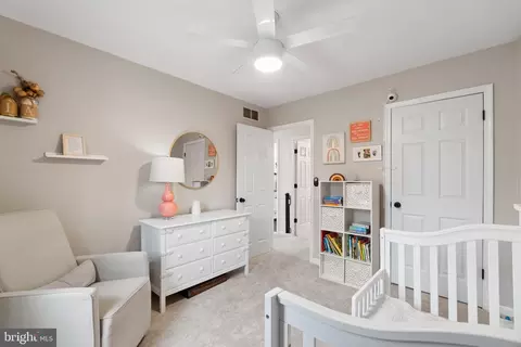 Bedroom - 413 Fairmount Dr, Edgewater, MD 21037 photo 5 of 8