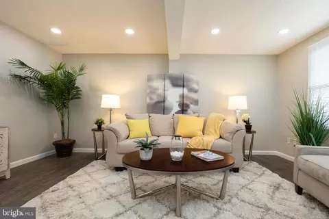 Living - 7964 Union Jack Ct, Pasadena, MD 21122 photo 5 of 15