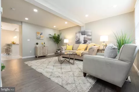 Living - 7964 Union Jack Ct, Pasadena, MD 21122 photo 1 of 15