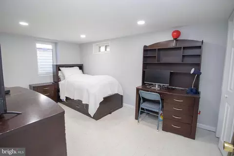 Bedroom - 245 Brock Bridge Rd, Laurel, MD 20724 photo 9 of 11