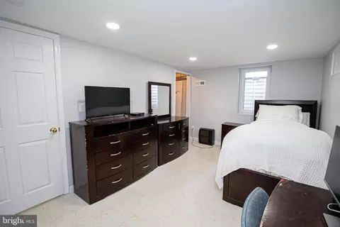 Bedroom - 245 Brock Bridge Rd, Laurel, MD 20724 photo 10 of 11