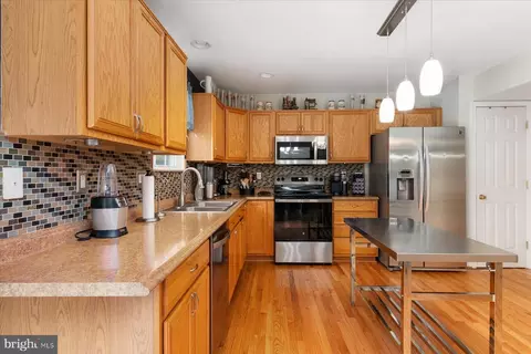 Other - 751 210th St, Pasadena, MD 21122 photo 3 of 14
