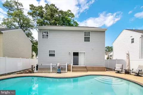 Exterior - 751 210th St, Pasadena, MD 21122 photo 4 of 8