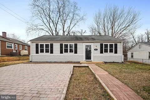 1517 Ingalls Rd, Glen Burnie, MD 21061