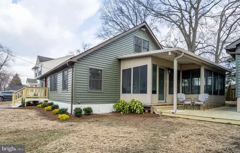 Exterior - 1707 Ridgely Rd, Edgewater, MD 21037 photo 5 of 10