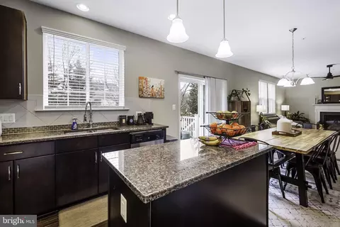 Kitchen - 2313 Meadows Ct, Odenton, MD 21113 photo 4 of 4