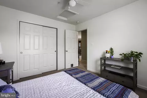 Bedroom - 2313 Meadows Ct, Odenton, MD 21113 photo 4 of 8