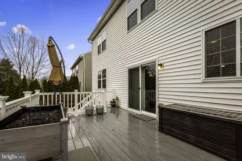 Exterior - 2313 Meadows Ct, Odenton, MD 21113 photo 7 of 12