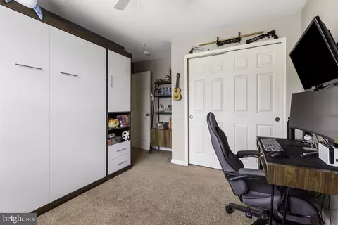 Exterior - 2313 Meadows Ct, Odenton, MD 21113 photo 3 of 12